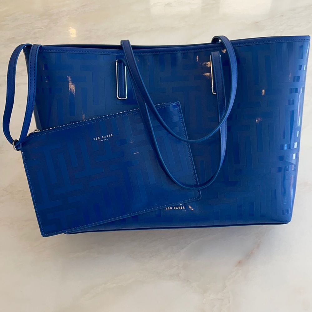 New Without Tags Ted Baker London Eleanor T Logo Blue Tote Bag with Cosmetic Bag